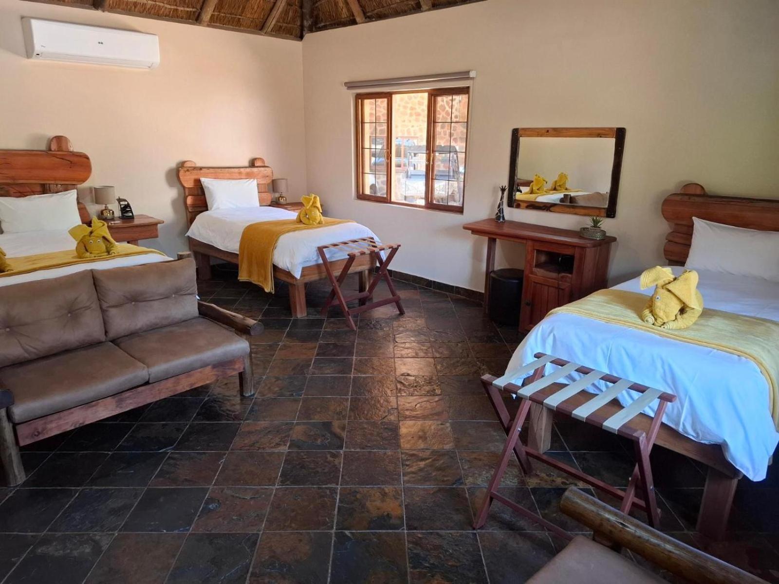 Rocking Giraffe Bush Lodge Groot-Marico Room photo