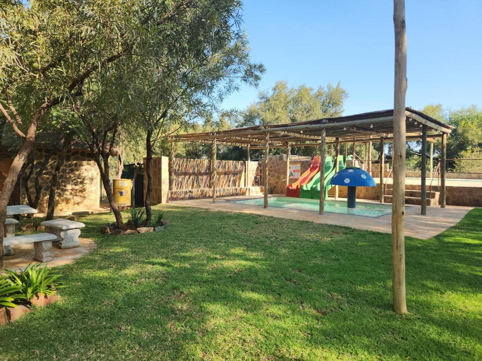 Rocking Giraffe Bush Lodge Groot-Marico Exterior photo