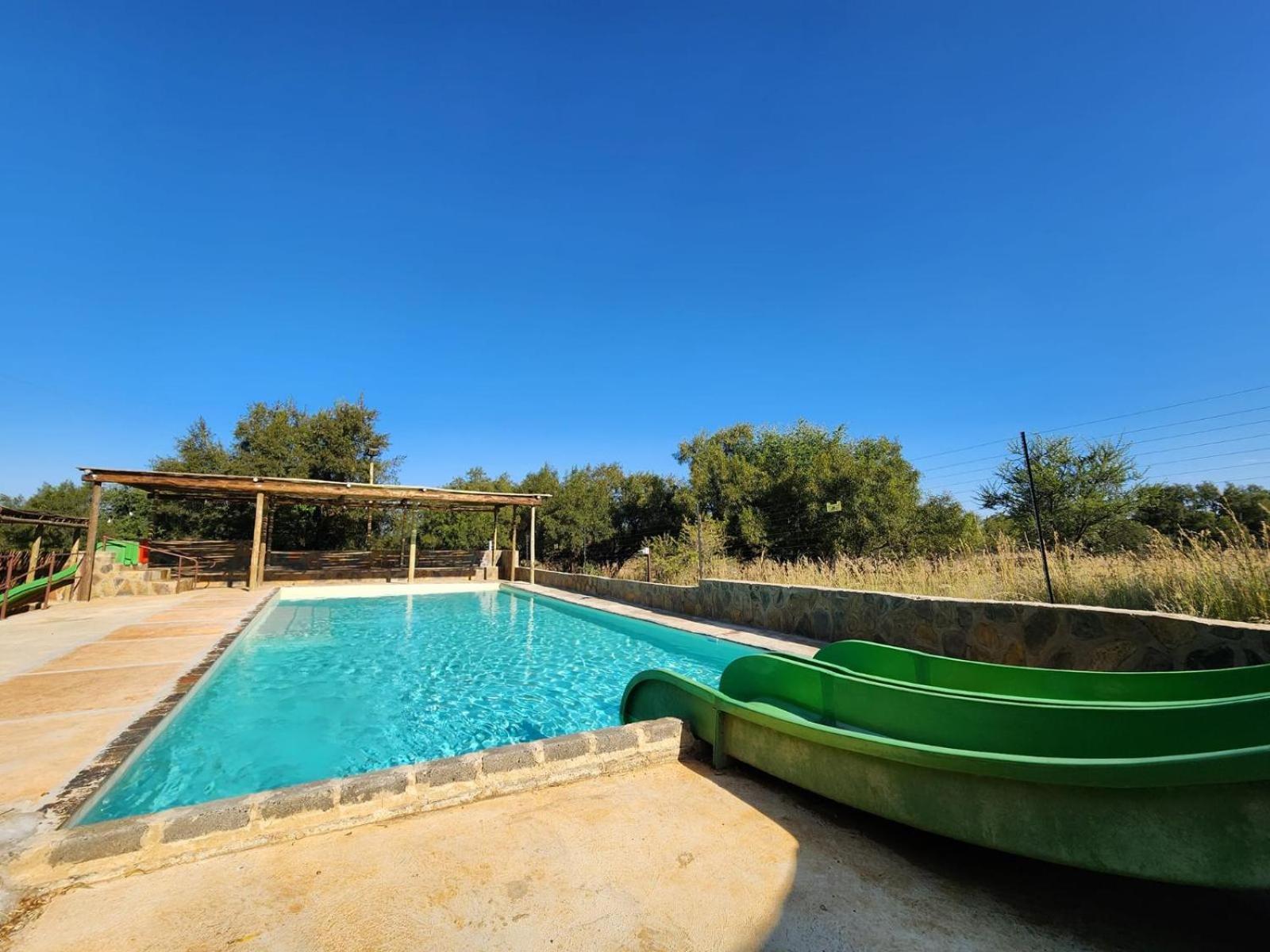 Rocking Giraffe Bush Lodge Groot-Marico Exterior photo
