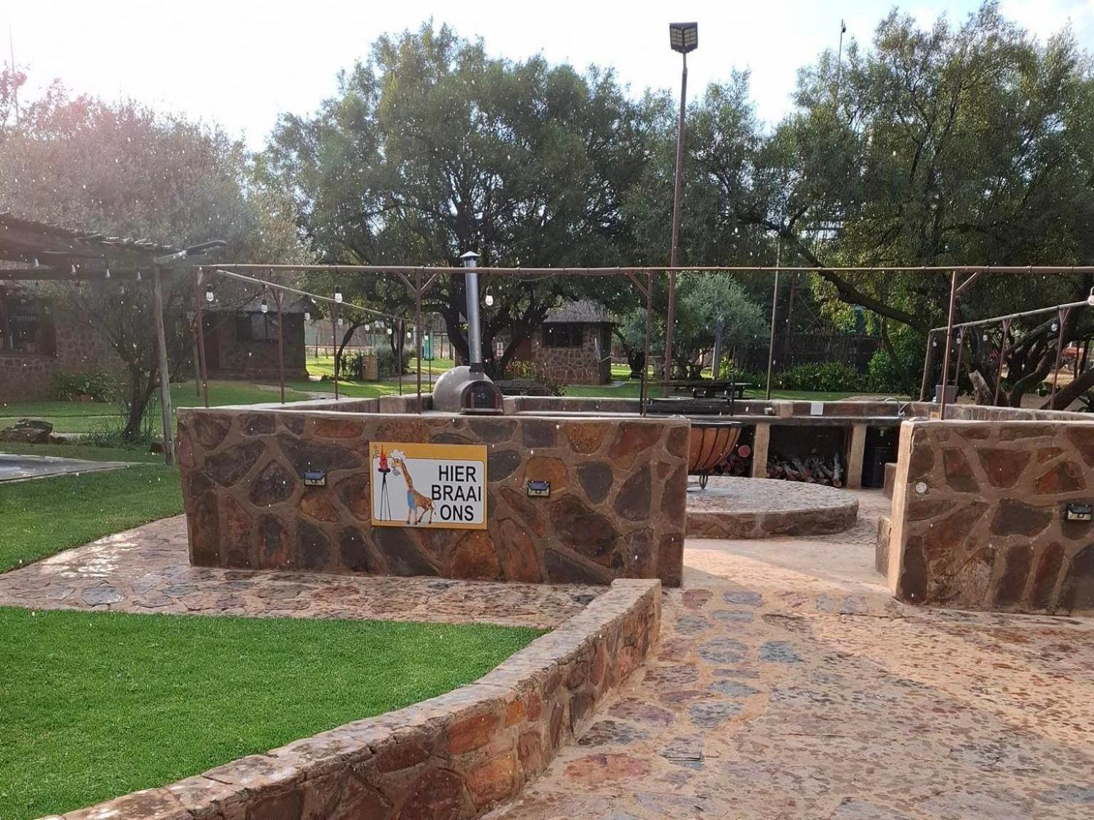 Rocking Giraffe Bush Lodge Groot-Marico Exterior photo